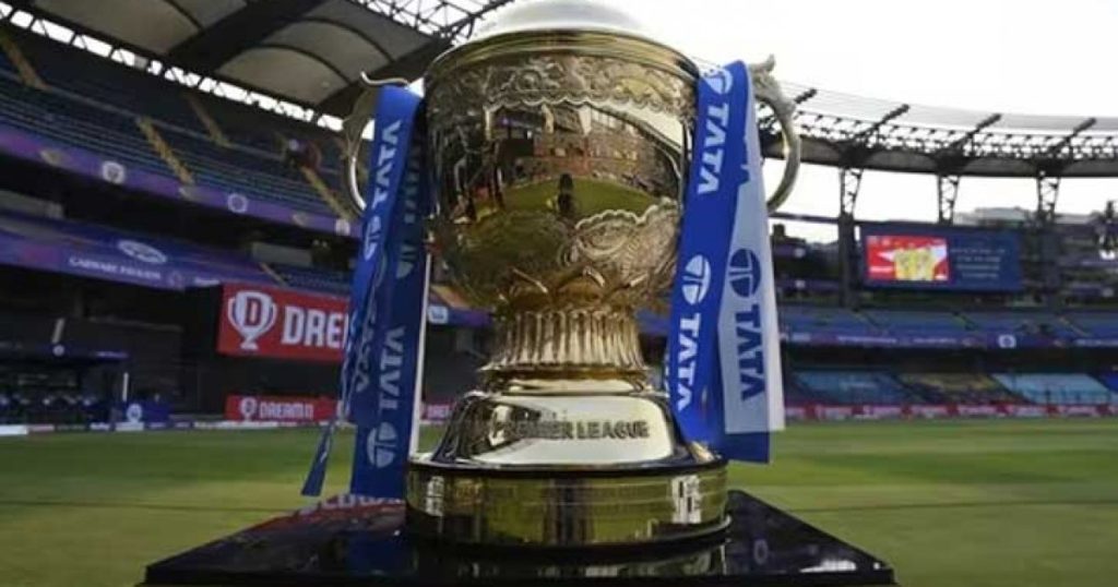 ipl-trophy-tata-9facad2696f49963cfad1b5ac5a86c6f.jpg